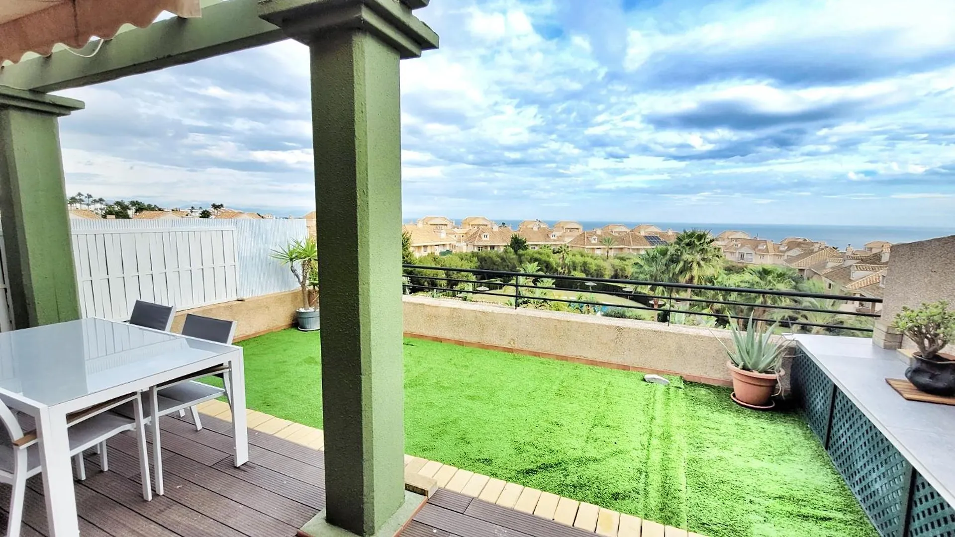 Alcaidesa, Luxury Apartment With Sea Views